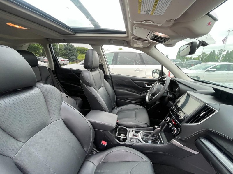 Subaru Forester Vehicle Image 04