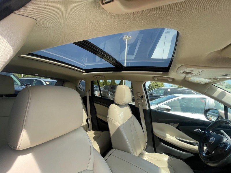 Buick Envision Vehicle Image 03