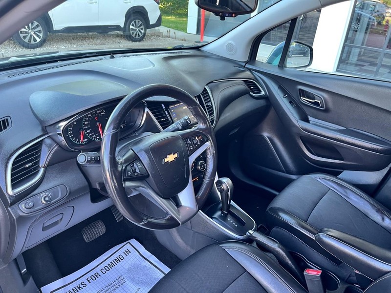 Chevrolet Trax Vehicle Image 11