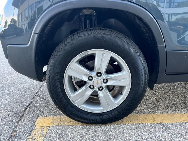 Chevrolet Trax Vehicle Image 16