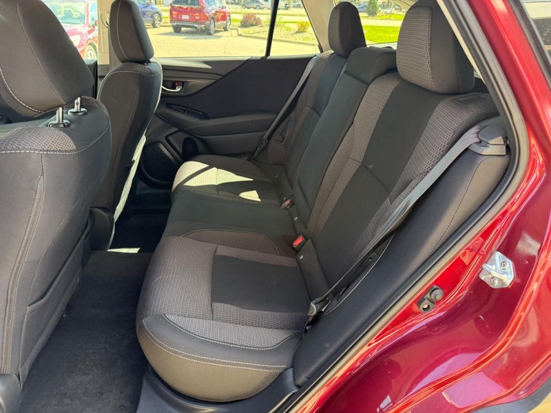 Subaru Outback Vehicle Image 11