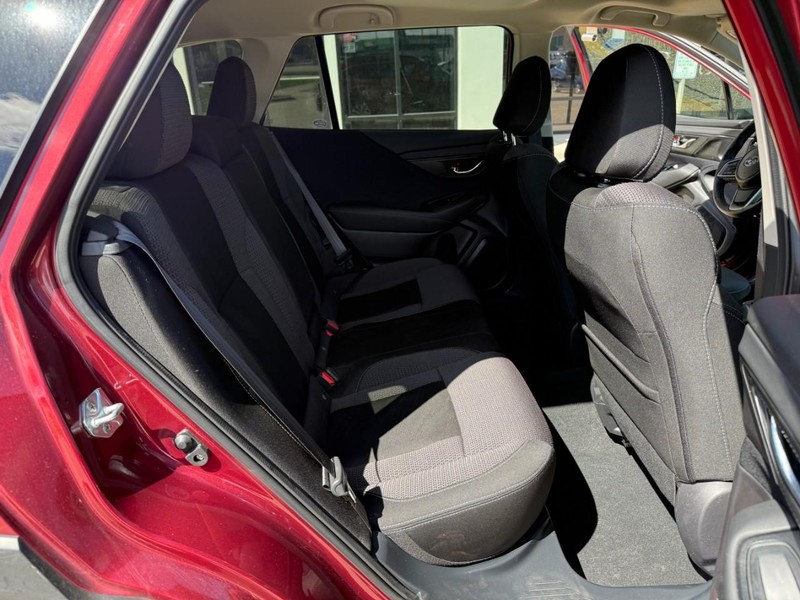 Subaru Outback Vehicle Image 15