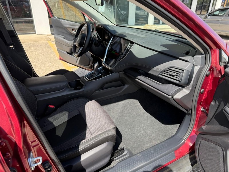 Subaru Outback Vehicle Image 18