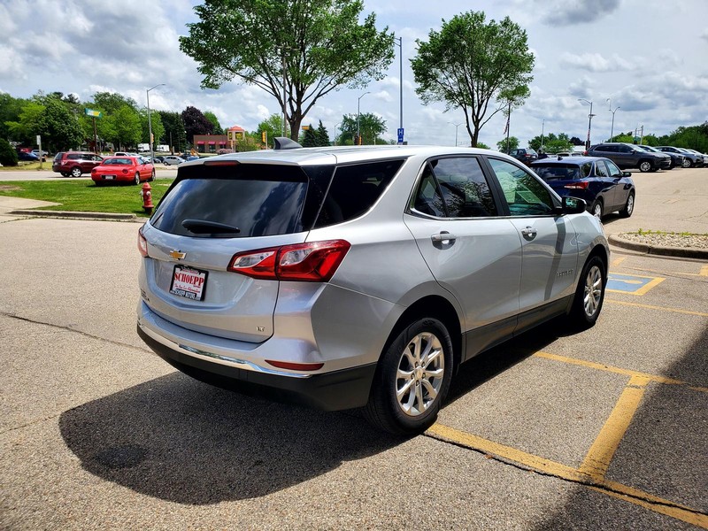 Chevrolet Equinox Vehicle Image 05