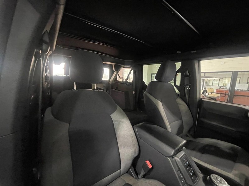 Ford Bronco Vehicle Image 03