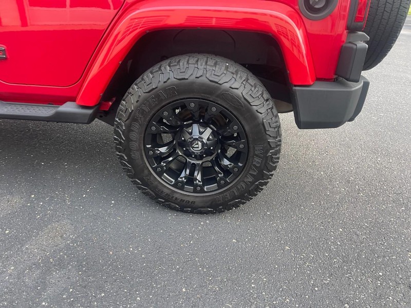Jeep Wrangler Unlimited Vehicle Image 05