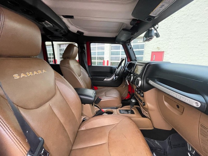 Jeep Wrangler Unlimited Vehicle Image 10