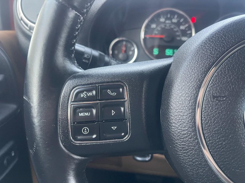 Jeep Wrangler Unlimited Vehicle Image 35