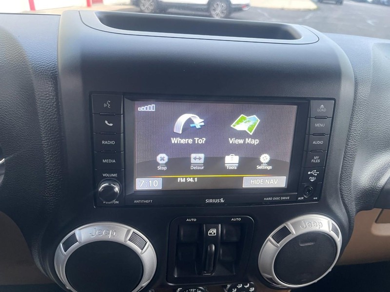 Jeep Wrangler Unlimited Vehicle Image 41