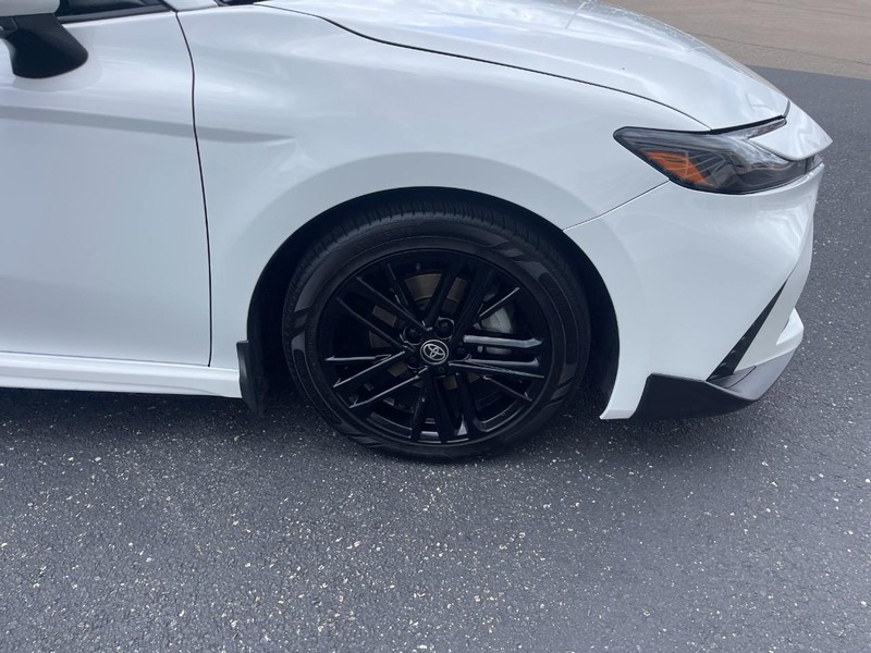 Toyota Camry Vehicle Image 08