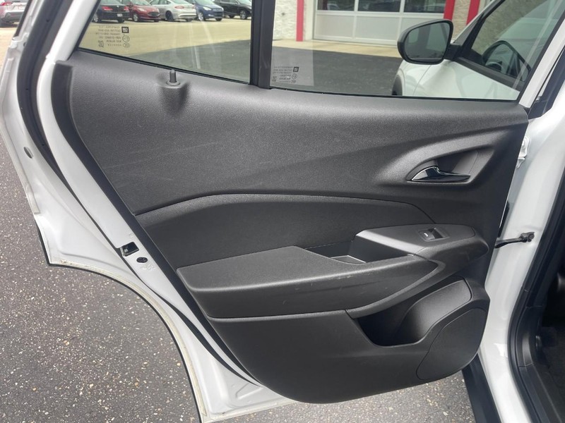 Chevrolet Trax Vehicle Image 15