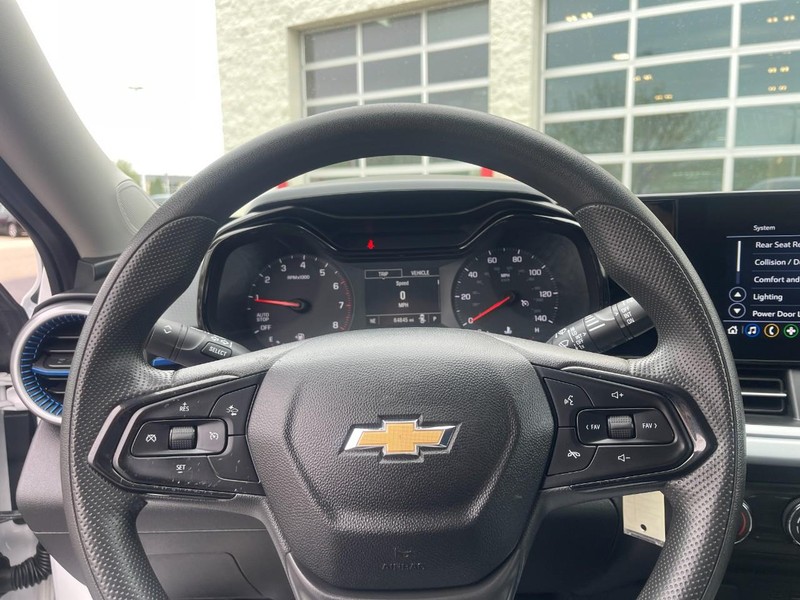 Chevrolet Trax Vehicle Image 20