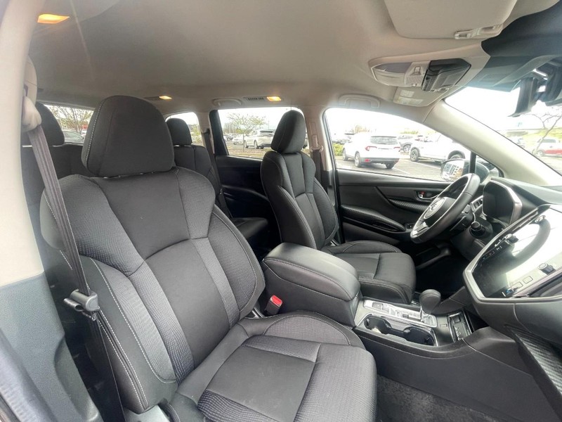 Subaru Ascent Vehicle Image 11