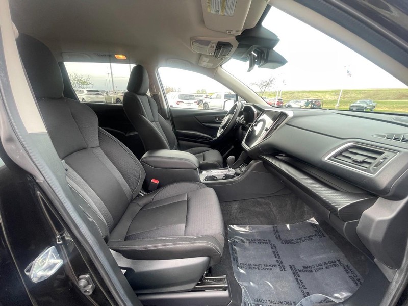 Subaru Ascent Vehicle Image 12