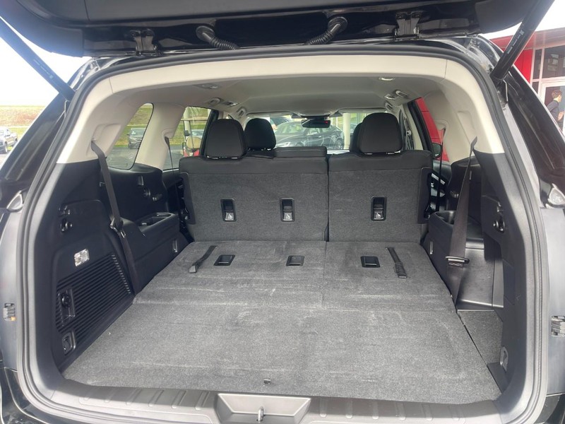 Subaru Ascent Vehicle Image 17