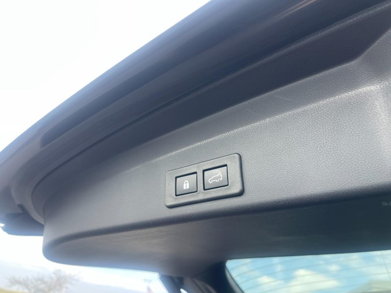 Subaru Ascent Vehicle Image 19