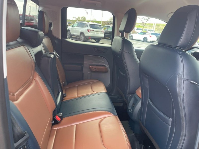 Ford Maverick Vehicle Image 13