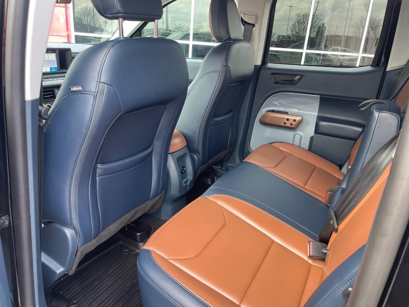 Ford Maverick Vehicle Image 17