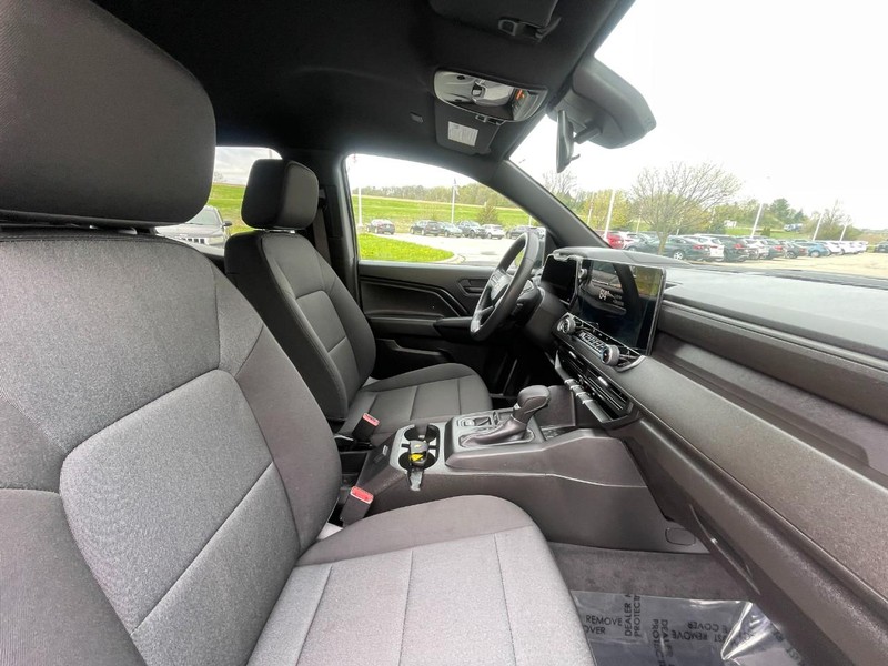 Chevrolet Colorado Vehicle Image 06