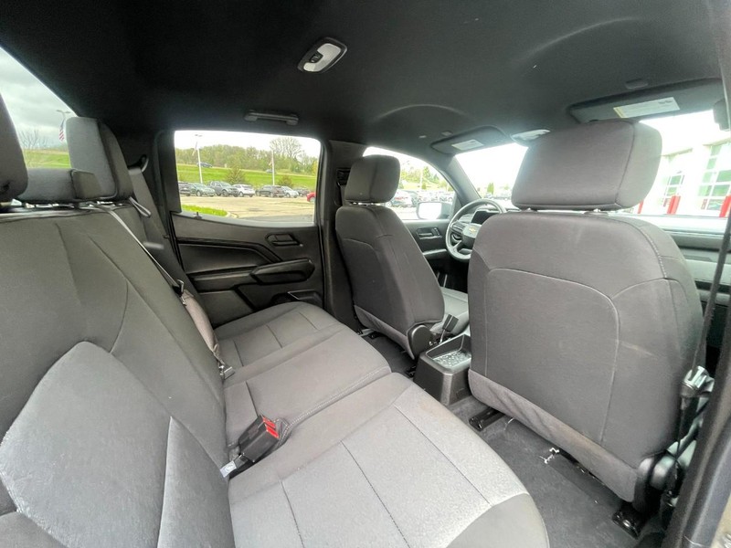 Chevrolet Colorado Vehicle Image 09