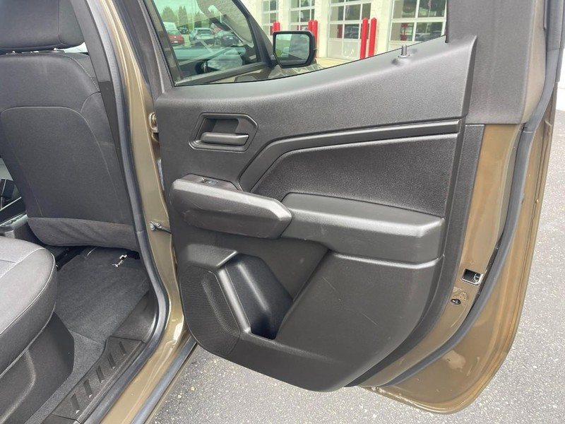 Chevrolet Colorado Vehicle Image 10