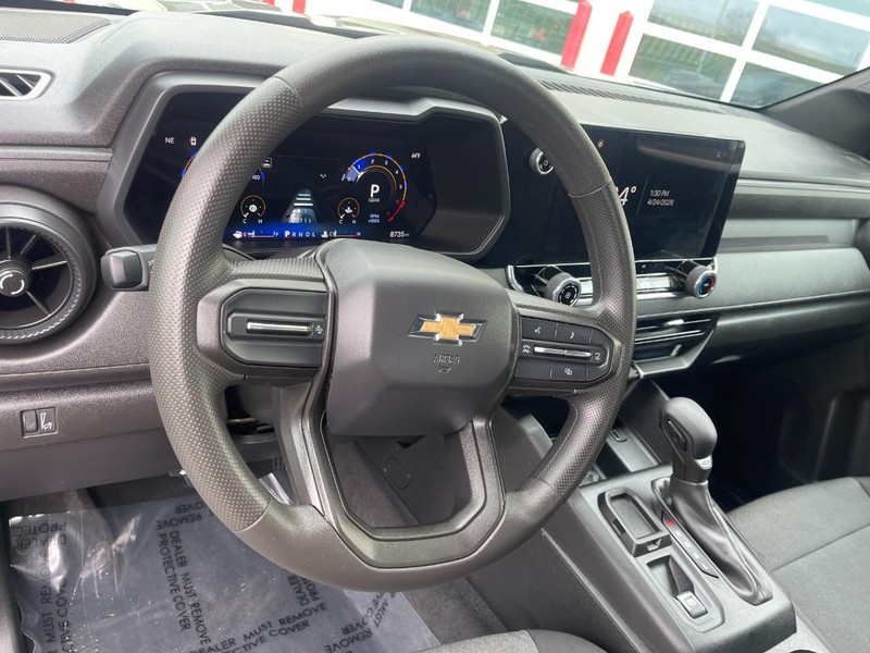 Chevrolet Colorado Vehicle Image 14