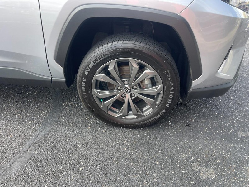 Toyota RAV4 Vehicle Image 07