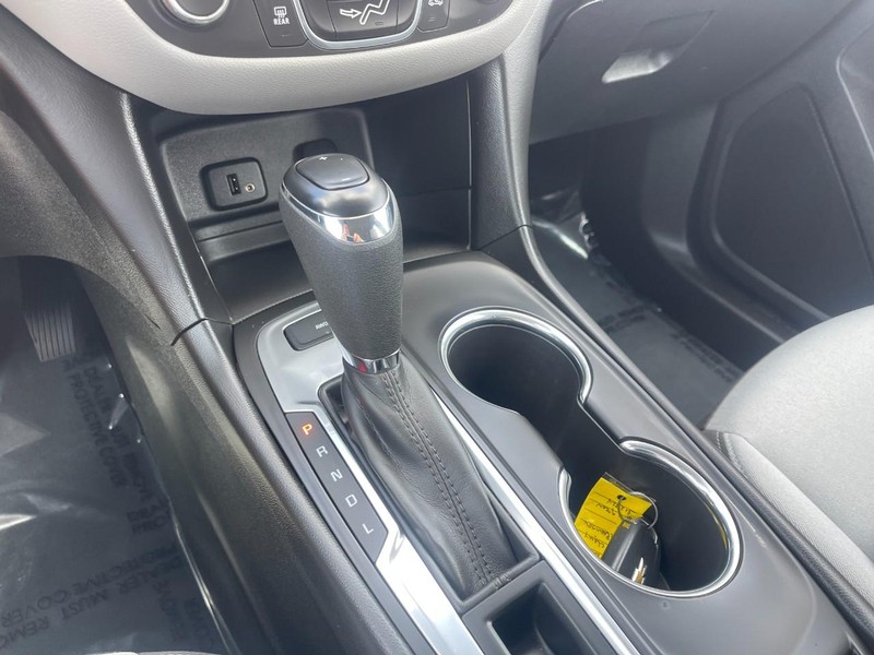 Chevrolet Equinox Vehicle Image 27