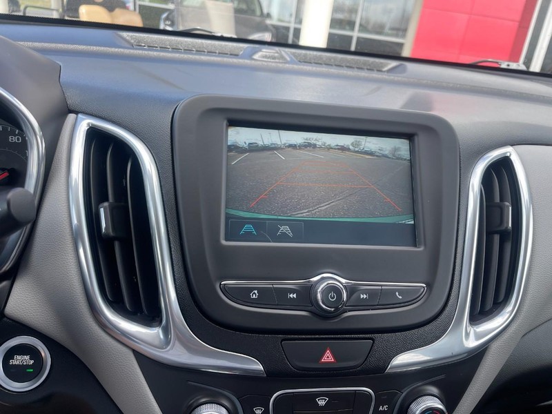 Chevrolet Equinox Vehicle Image 30