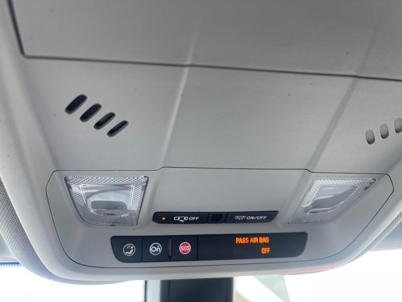 Chevrolet Equinox Vehicle Image 31