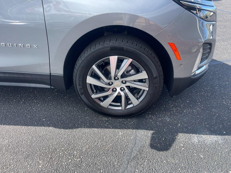 Chevrolet Equinox Vehicle Image 07