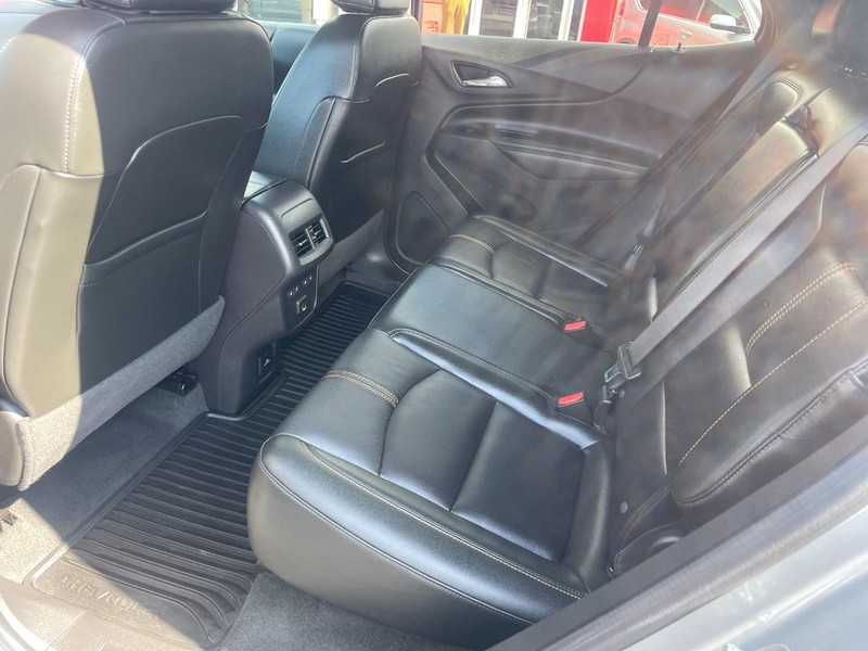 Chevrolet Equinox Vehicle Image 18