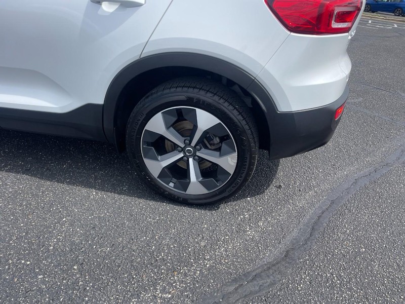 Volvo XC40 Vehicle Image 05