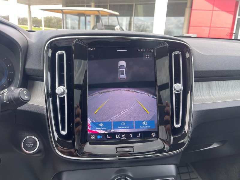 Volvo XC40 Vehicle Image 31