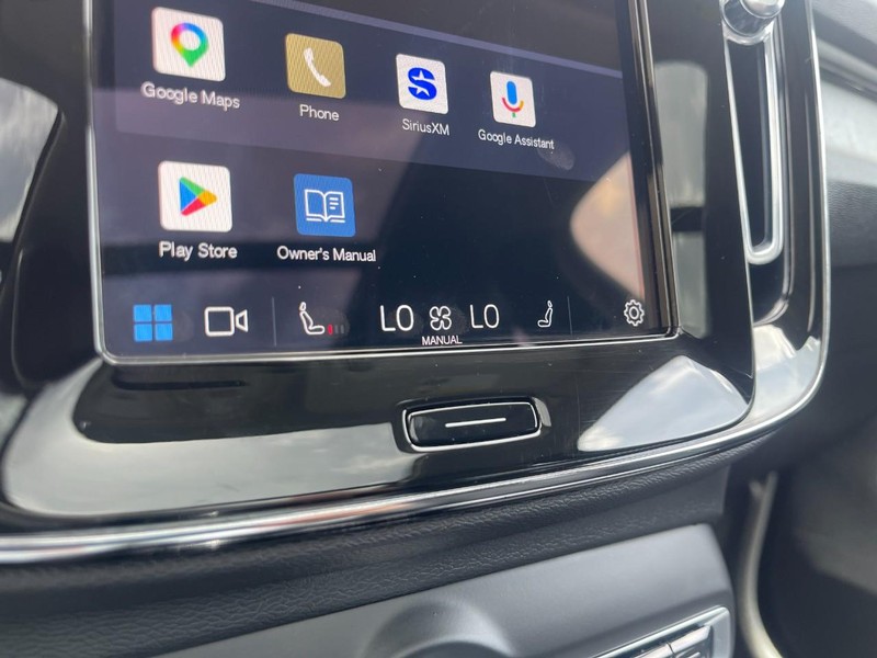 Volvo XC40 Vehicle Image 32