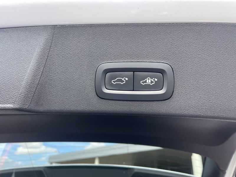 Volvo XC40 Vehicle Image 49