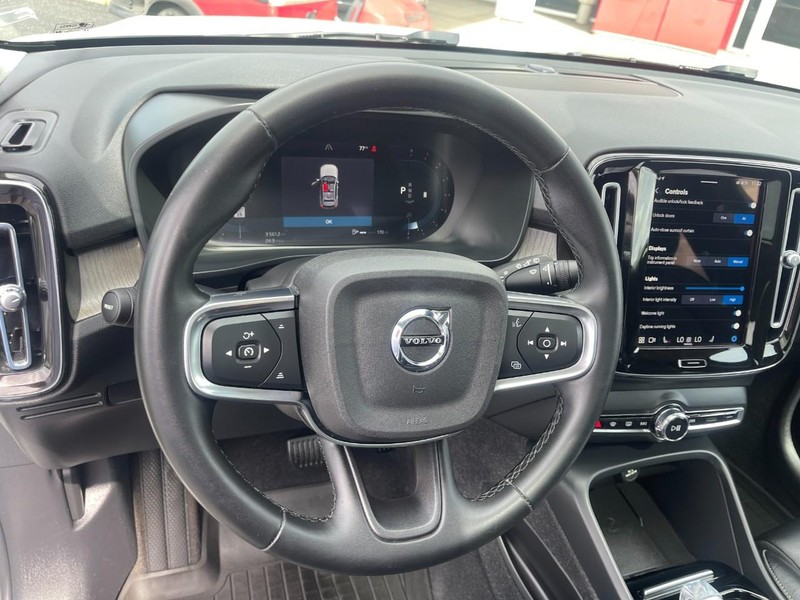 Volvo XC40 Vehicle Image 56