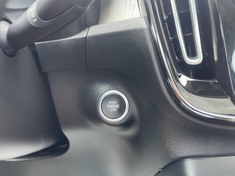 Volvo XC40 Vehicle Image 61