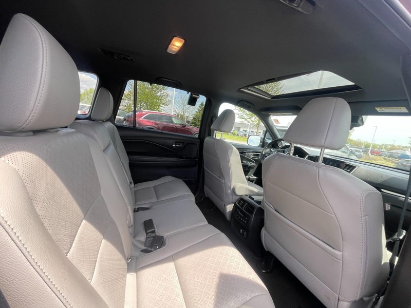 Honda Passport Vehicle Image 15