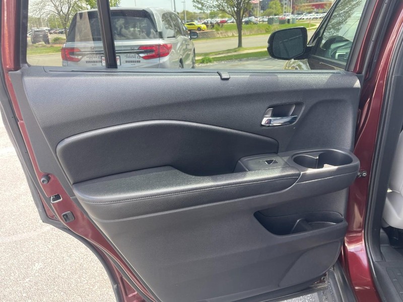 Honda Passport Vehicle Image 20