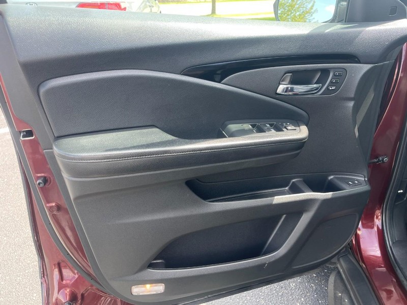Honda Passport Vehicle Image 22
