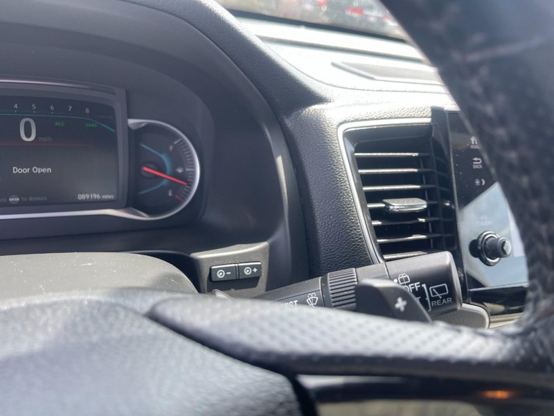 Honda Passport Vehicle Image 30
