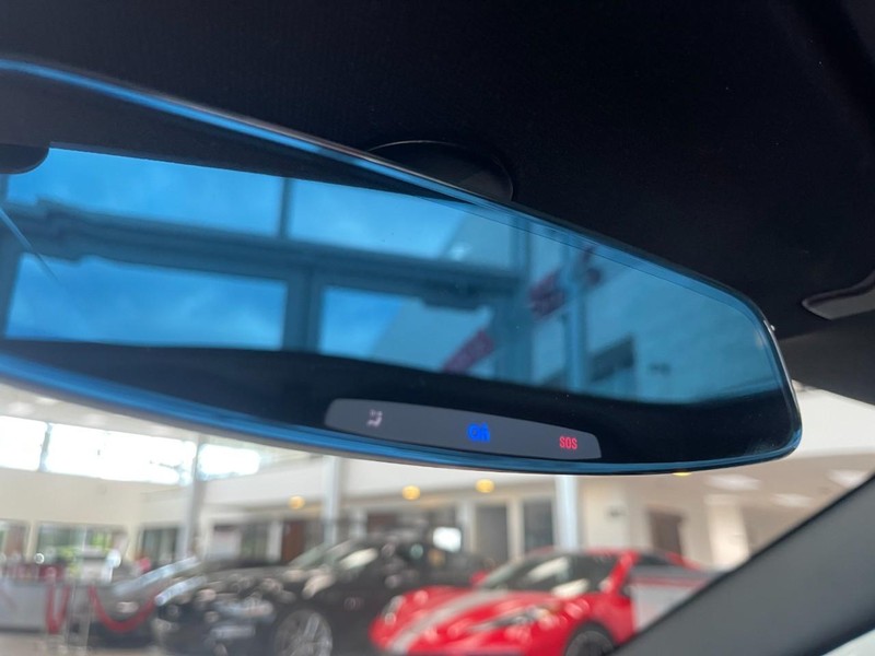 Chevrolet Corvette Vehicle Image 33