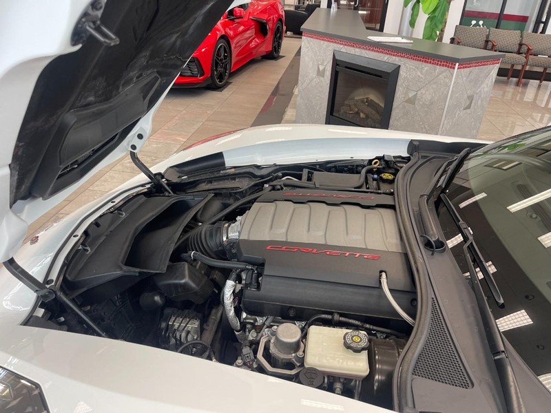 Chevrolet Corvette Vehicle Image 35