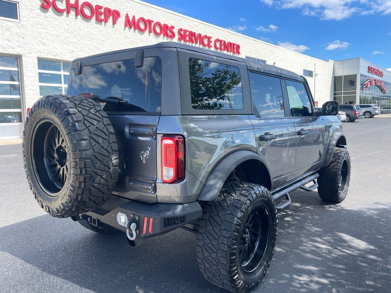 Ford Bronco Vehicle Image 03