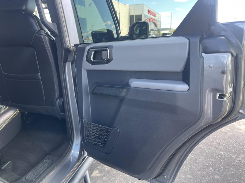 Ford Bronco Vehicle Image 16
