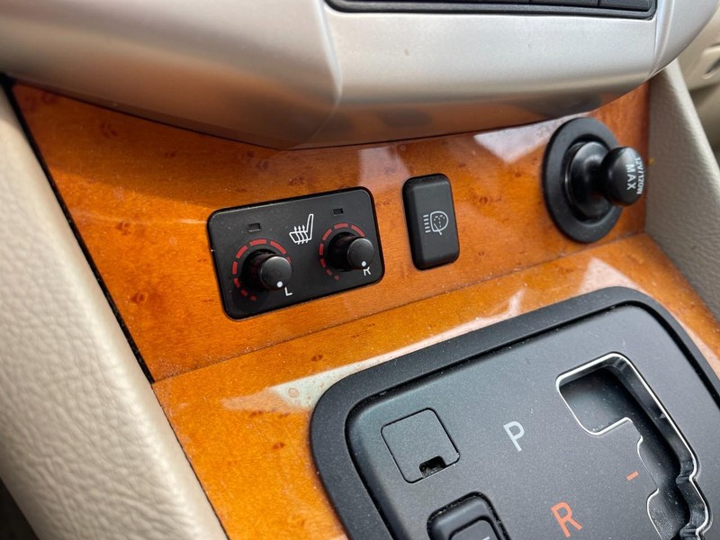 Lexus RX 350 Vehicle Image 18
