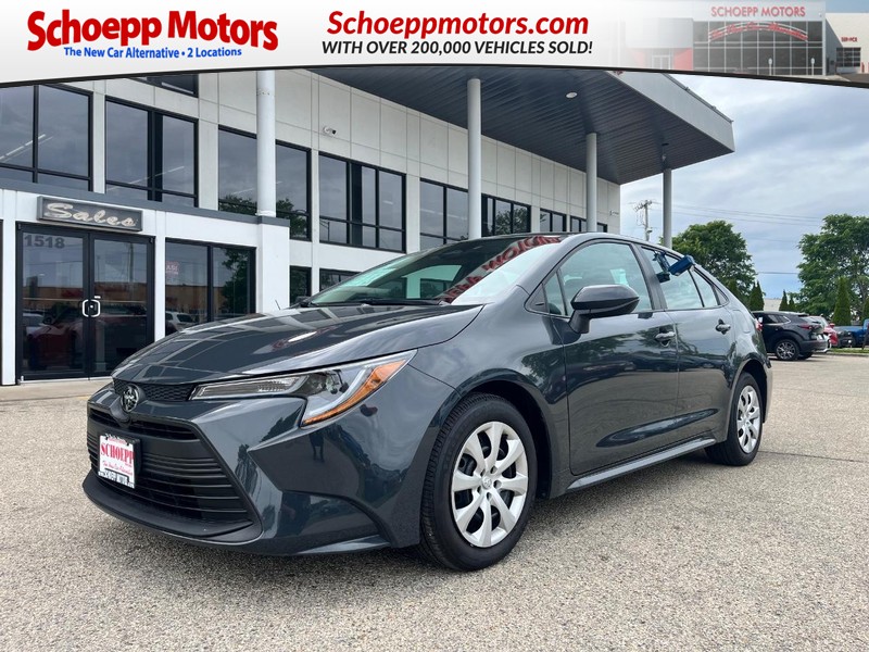 2025 Toyota Corolla LE CVT's photo