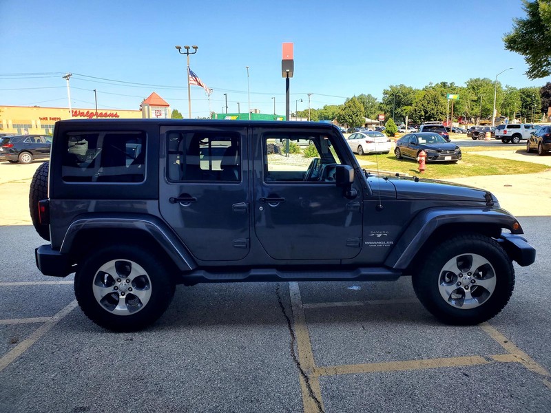 Jeep Wrangler Unlimited Vehicle Image 04