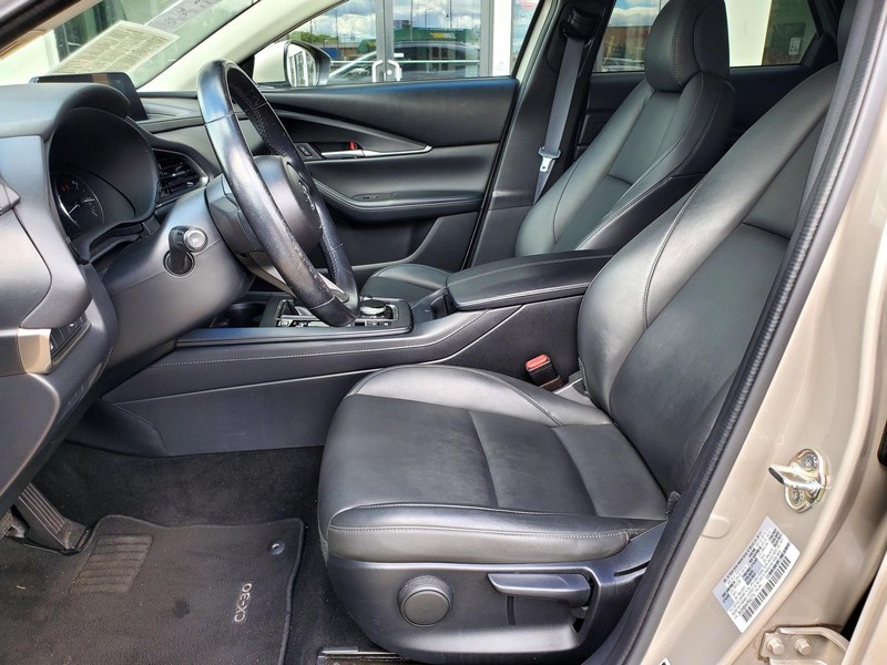 Mazda CX-30 Vehicle Image 11